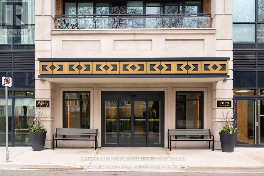 501 - 2025 Maria Street, Burlington, Ontario  L7R 0E9 - Photo 2 - W12474381