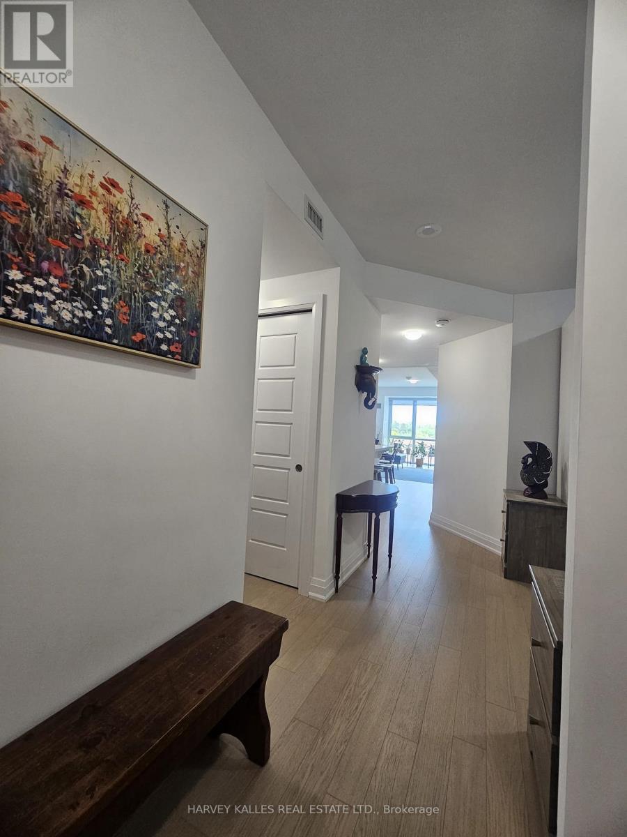 501 - 2025 Maria Street, Burlington, Ontario  L7R 0E9 - Photo 5 - W12474381