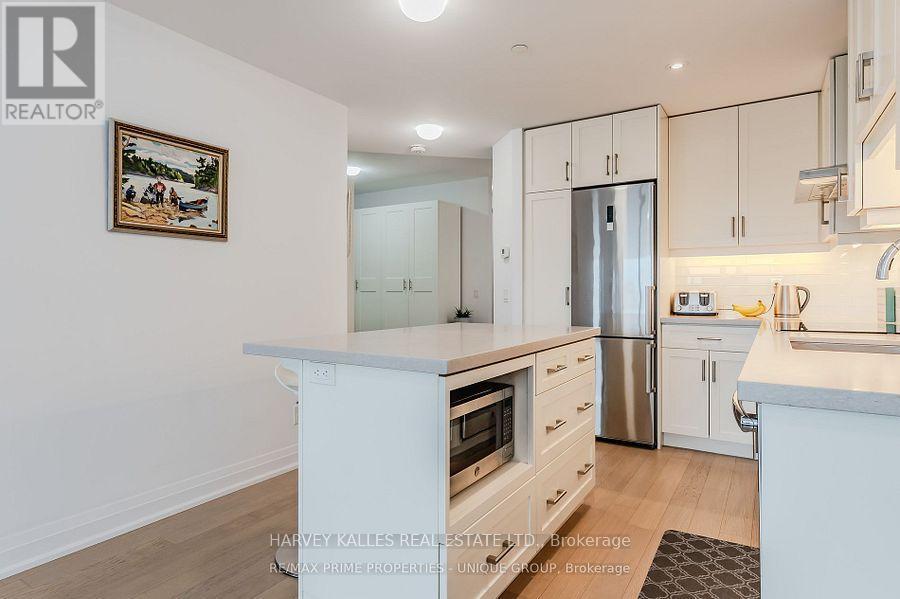 501 - 2025 Maria Street, Burlington, Ontario  L7R 0E9 - Photo 6 - W12474381