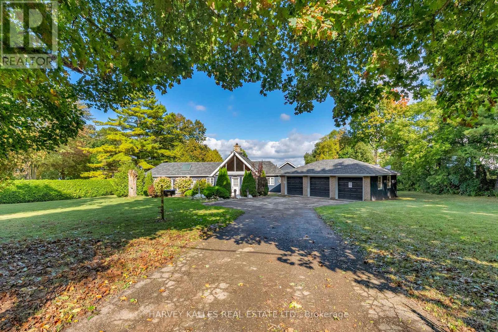 8 OAK DRIVE, Puslinch, Ontario