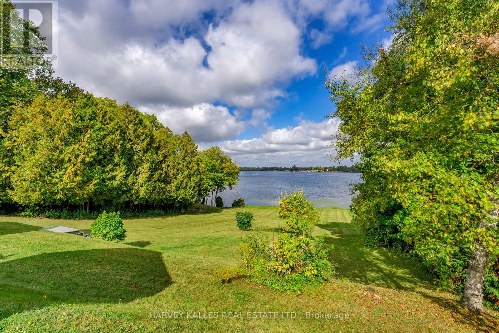8 Oak Drive, Puslinch, Ontario N0B 2J0 - Photo 40 - X12478056