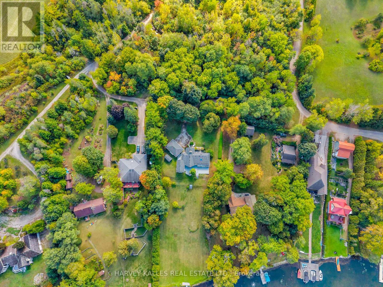 8 Oak Drive, Puslinch, Ontario N0B 2J0 - Photo 44 - X12478056