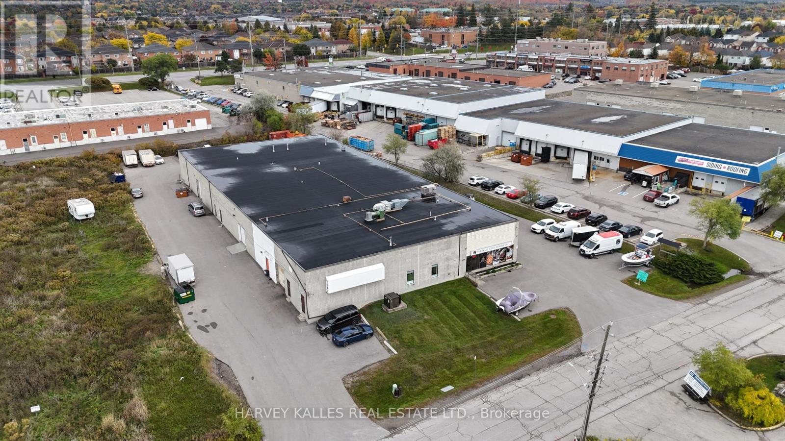 589 Steven Court, Newmarket, Ontario L3Y 6Z3 - Photo 4 - N12481598