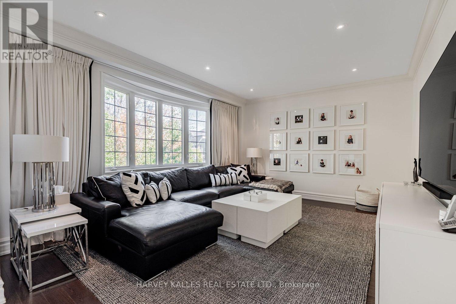 74 Rumsey Road, Vaughan, Ontario  L6A 4L8 - Photo 15 - N12488334