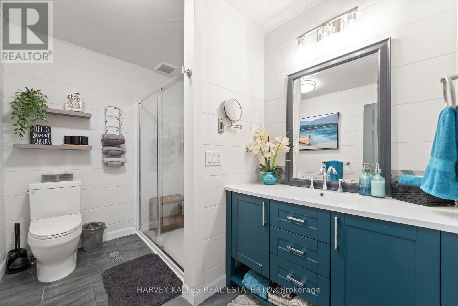 12130 Loyalist Parkway, Prince Edward County, Ontario K0K 2T0 - Photo 20 - X12491884