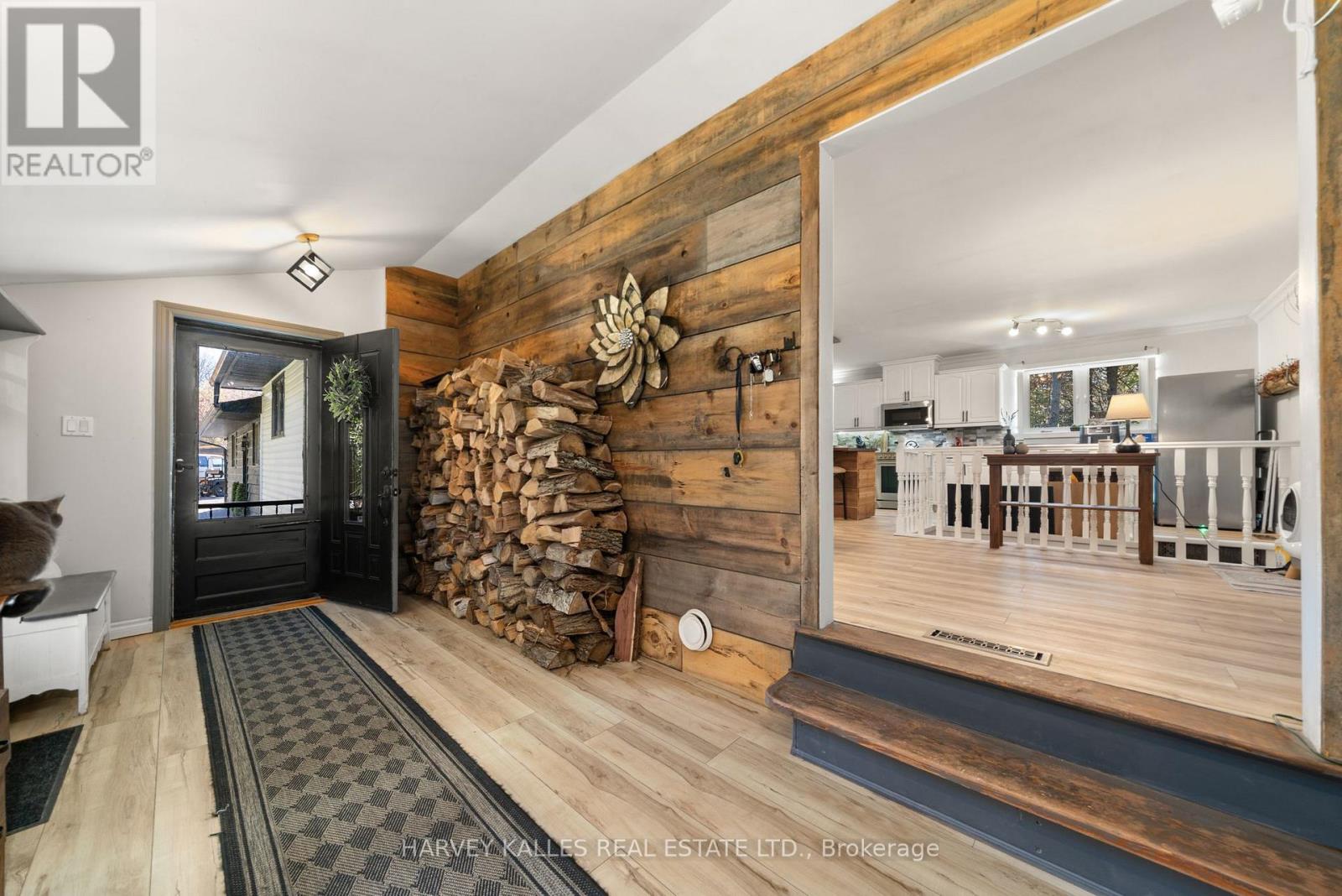 12130 Loyalist Parkway, Prince Edward County, Ontario K0K 2T0 - Photo 3 - X12491884