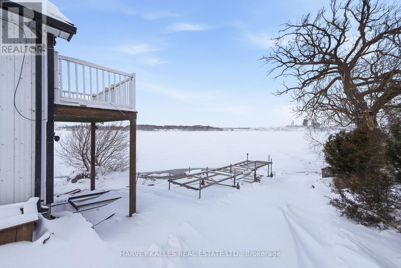 12130 Loyalist Parkway, Prince Edward County, Ontario K0K 2T0 - Photo 38 - X12491884