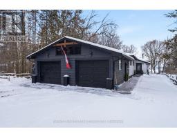 12130 LOYALIST PARKWAY, Prince Edward County, Ontario