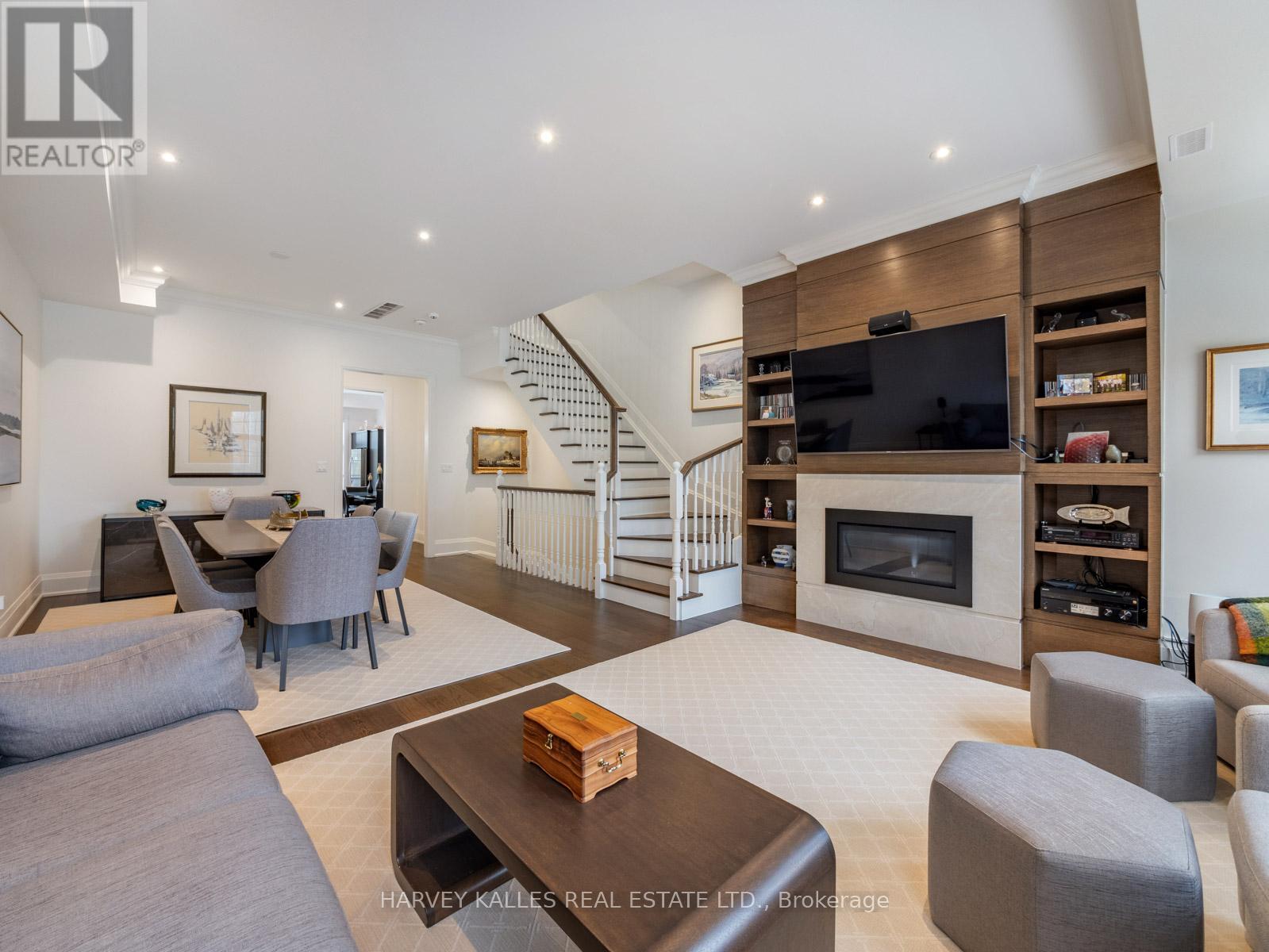 A - 2460 Bayview Avenue, Toronto, Ontario M2L 0A3 - Photo 12 - C12493702