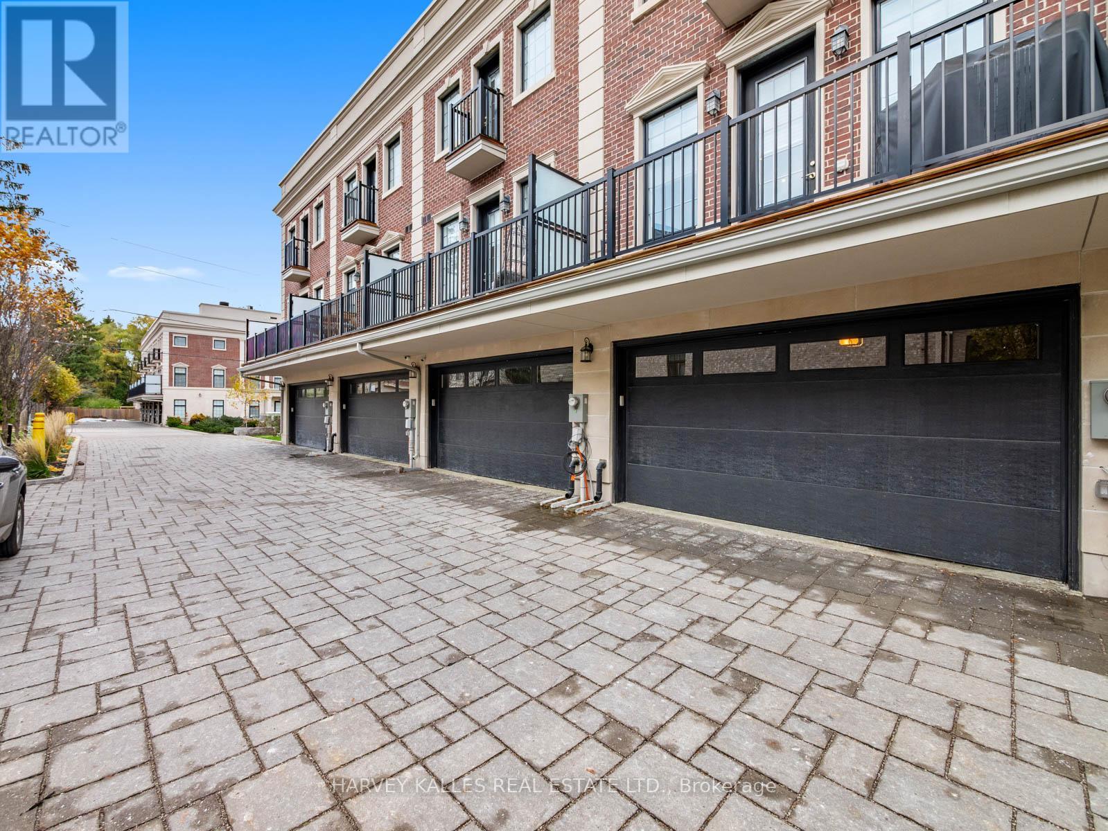 A - 2460 Bayview Avenue, Toronto, Ontario M2L 0A3 - Photo 38 - C12493702