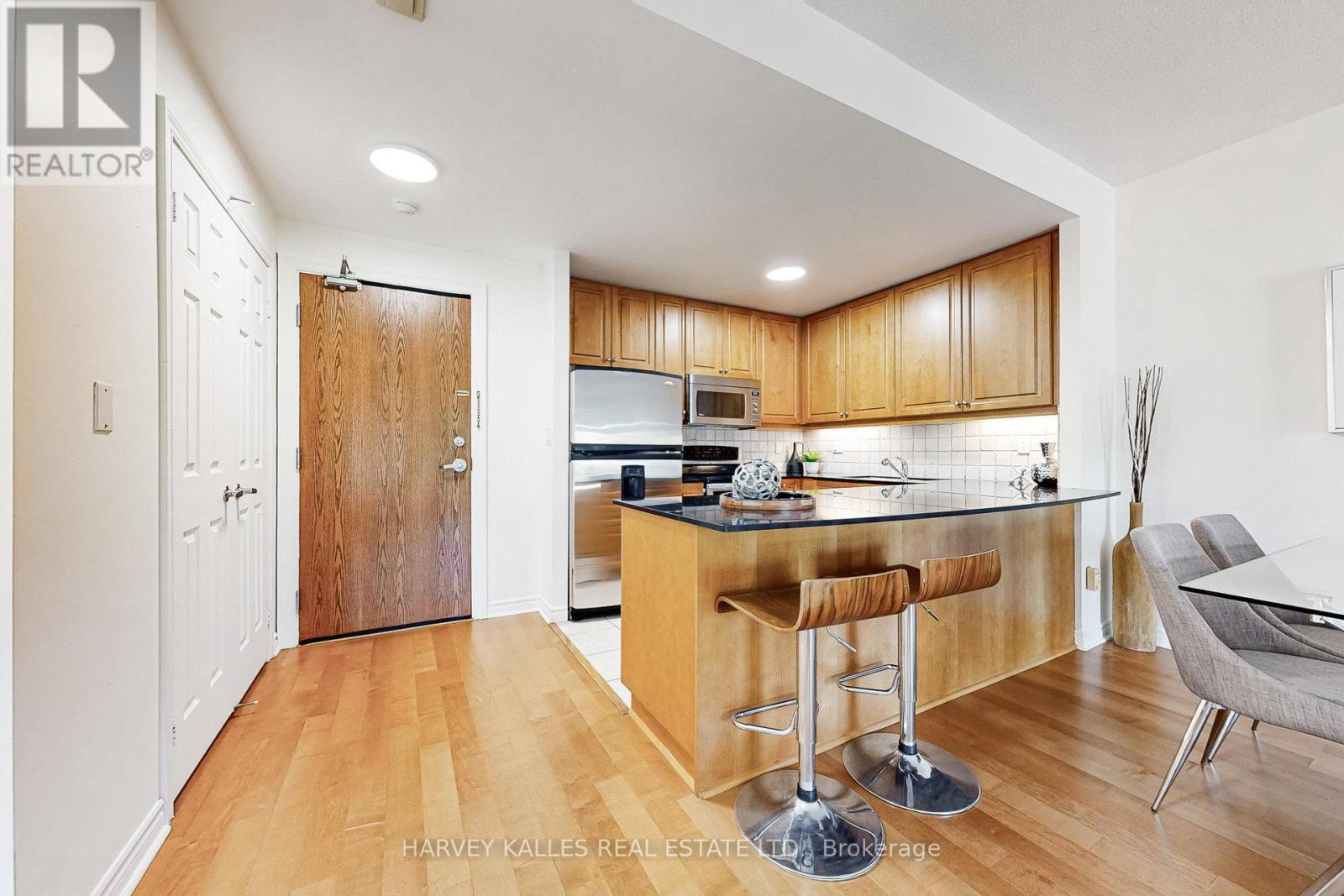 405 - 4620 Highway 7, Vaughan, Ontario  L4L 0B3 - Photo 10 - N12512764