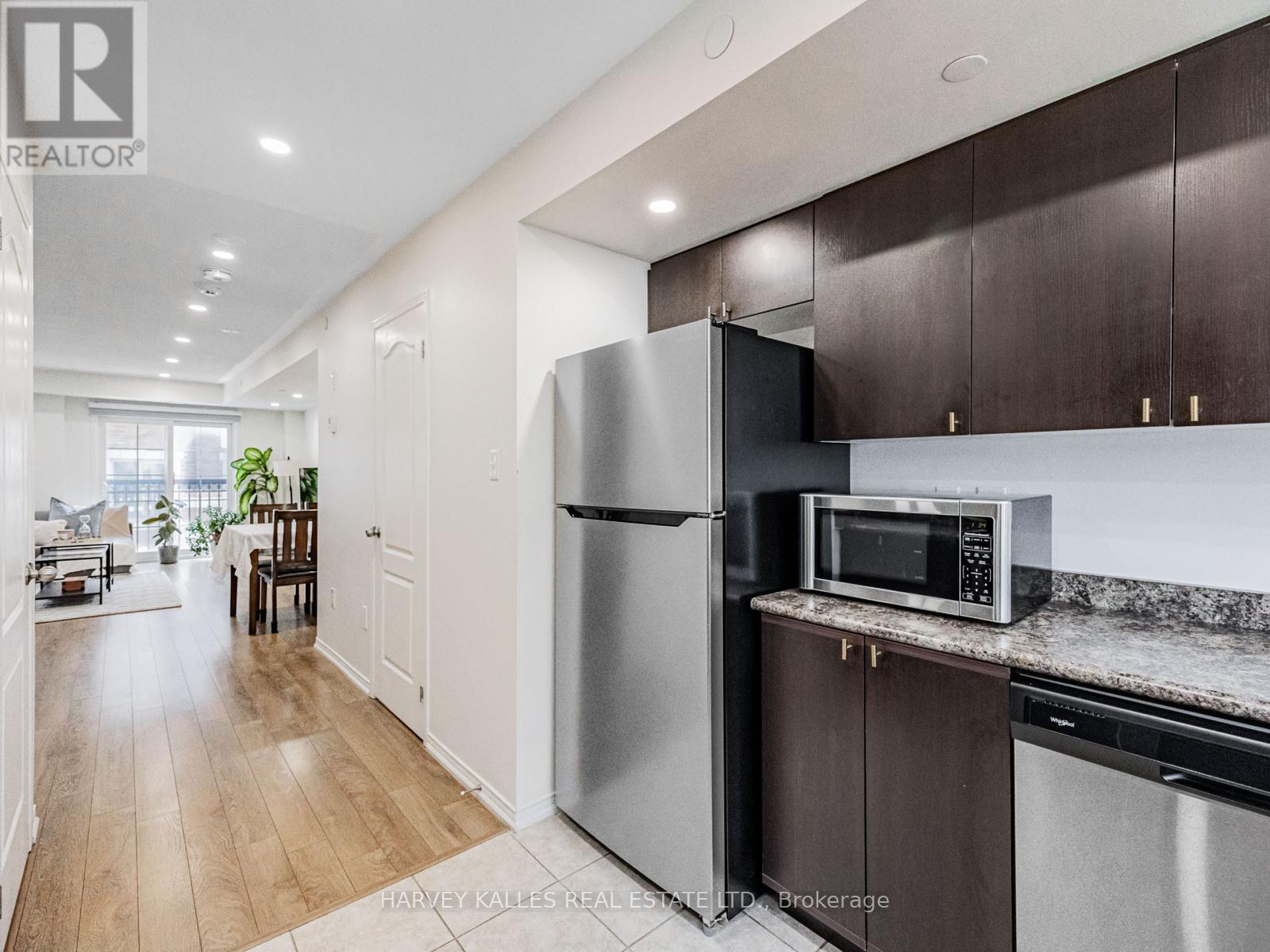 38 Glenstal Path, Oshawa, Ontario  L1L 0L2 - Photo 10 - E12514774