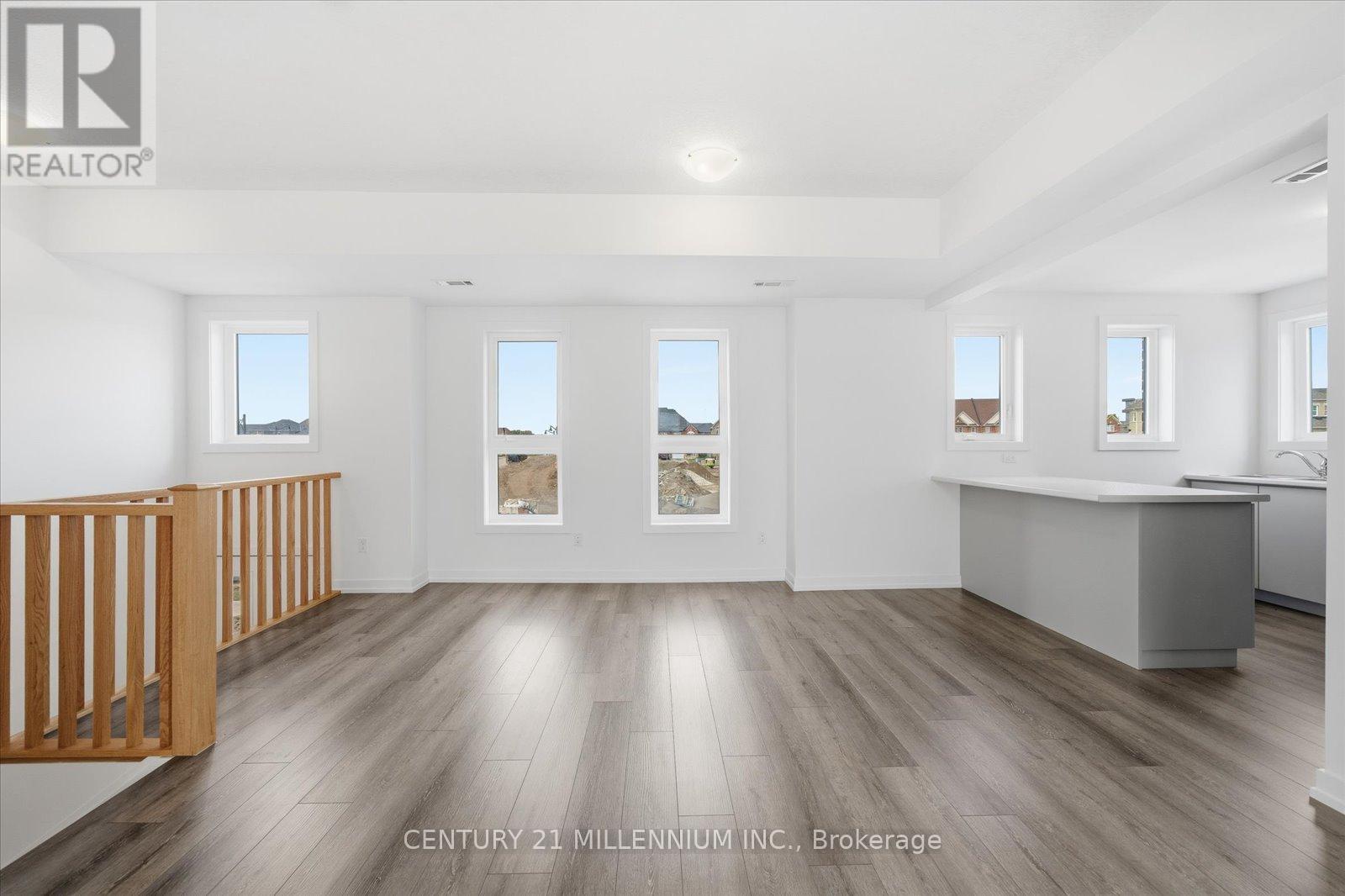 2 - 62 Kenesky Drive, Hamilton, Ontario  L8B 2A9 - Photo 5 - X12514992