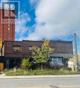 2nd Floor Residential - 1747 Eglinton Avenue W, Toronto, Ontario M6E 2H7 - Photo 2 - C12533616
