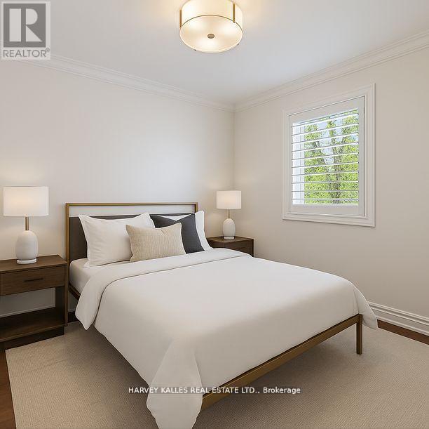 1268 Cermel Drive W, Mississauga, Ontario L5H 3V4 - Photo 22 - W12536360