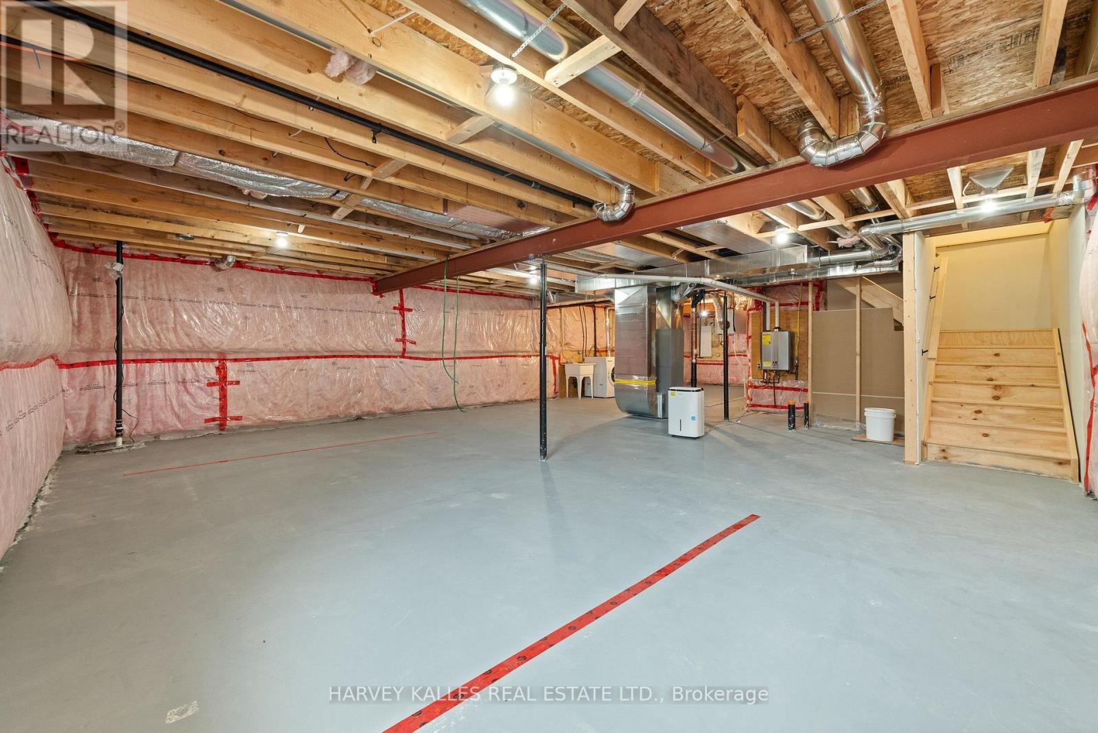 16 Dayton Court, Prince Edward County, Ontario K0K 2T0 - Photo 12 - X12536698