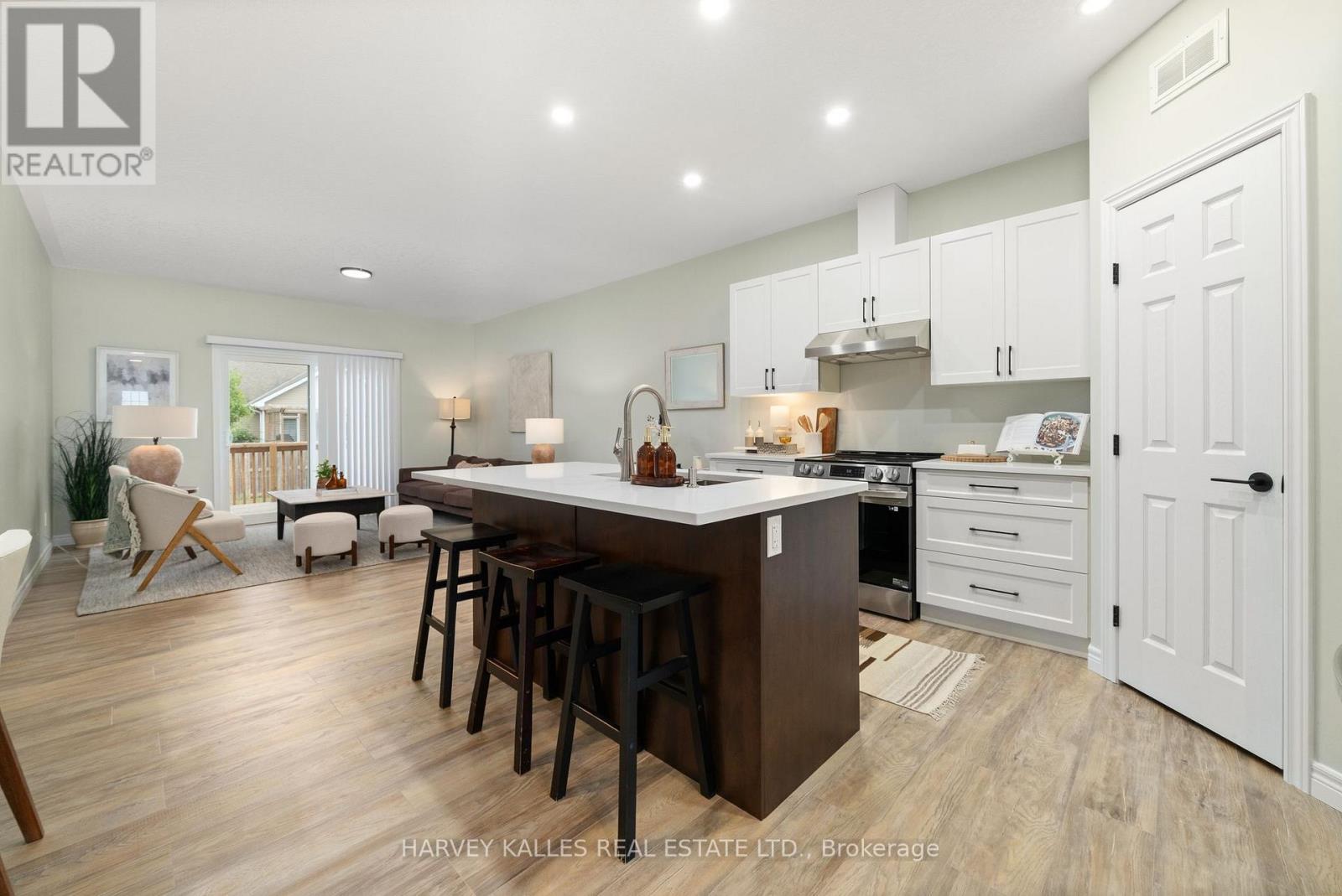 16 Dayton Court, Prince Edward County, Ontario K0K 2T0 - Photo 3 - X12536698