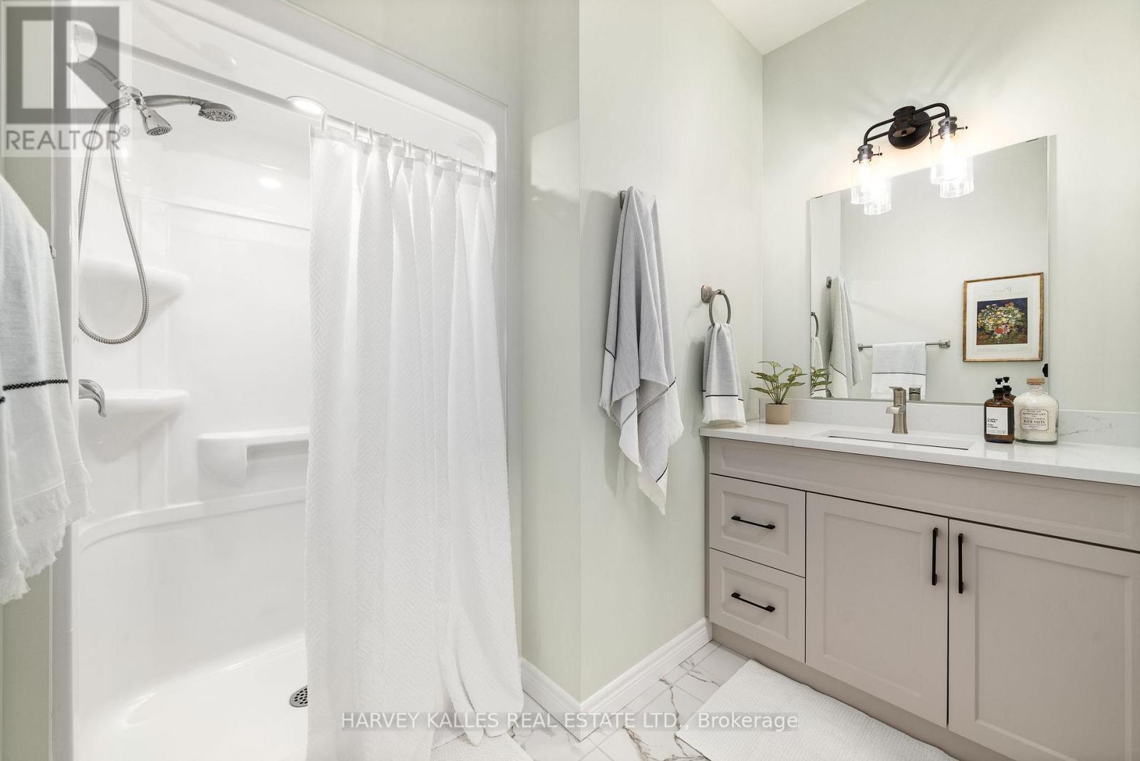 16 Dayton Court, Prince Edward County, Ontario K0K 2T0 - Photo 9 - X12536698