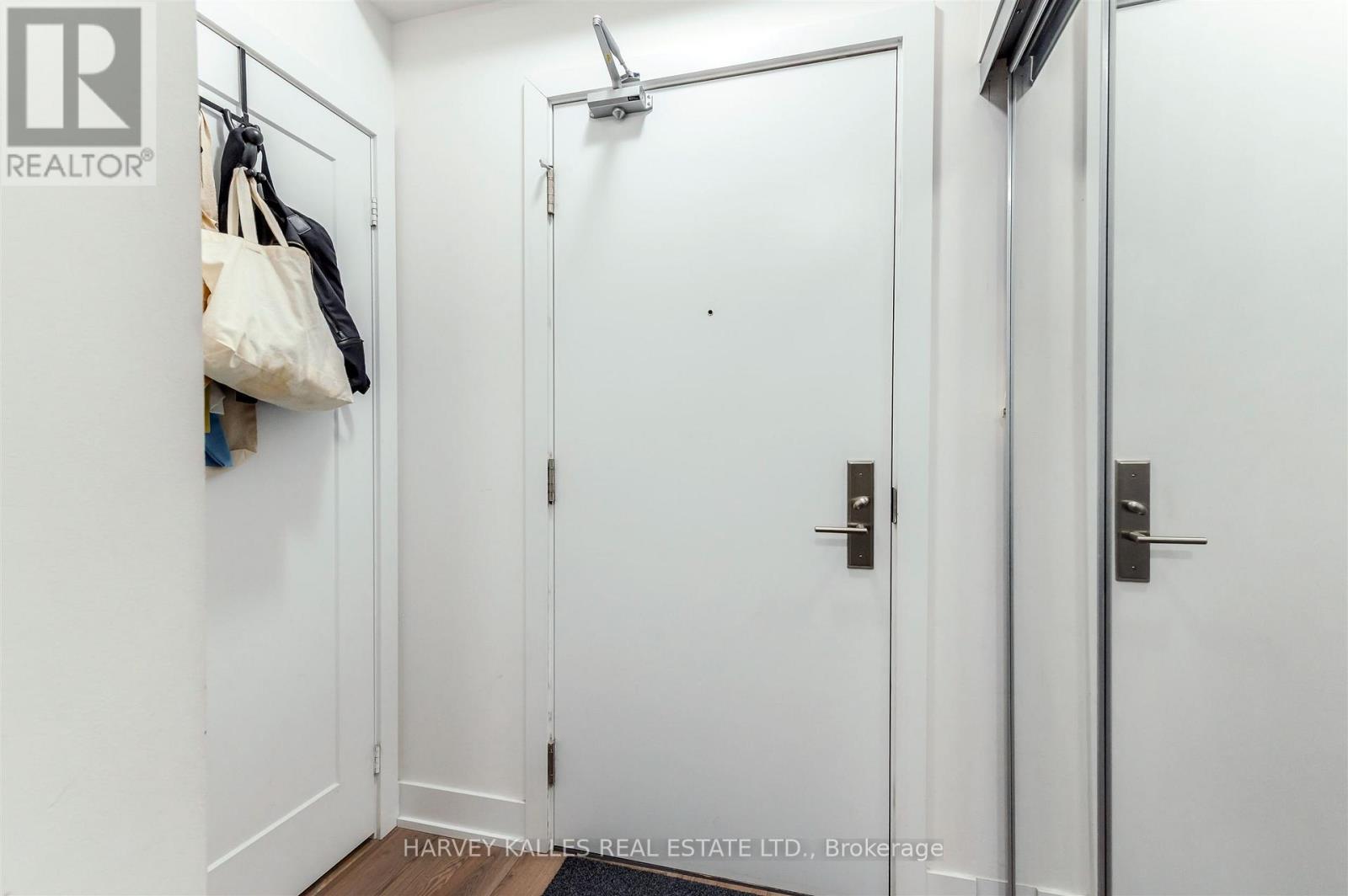 1508 - 318 Richmond Street W, Toronto, Ontario M5V 0B4 - Photo 5 - C12539640