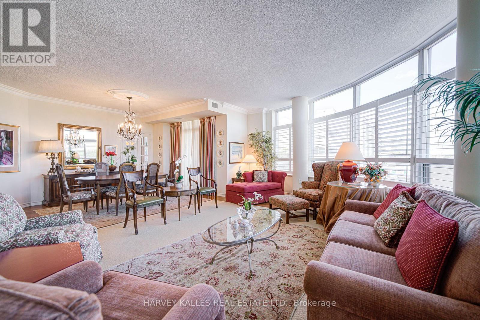 404 - 1 Glen Park, Toronto, Ontario  M6B 4M5 - Photo 10 - C12540244