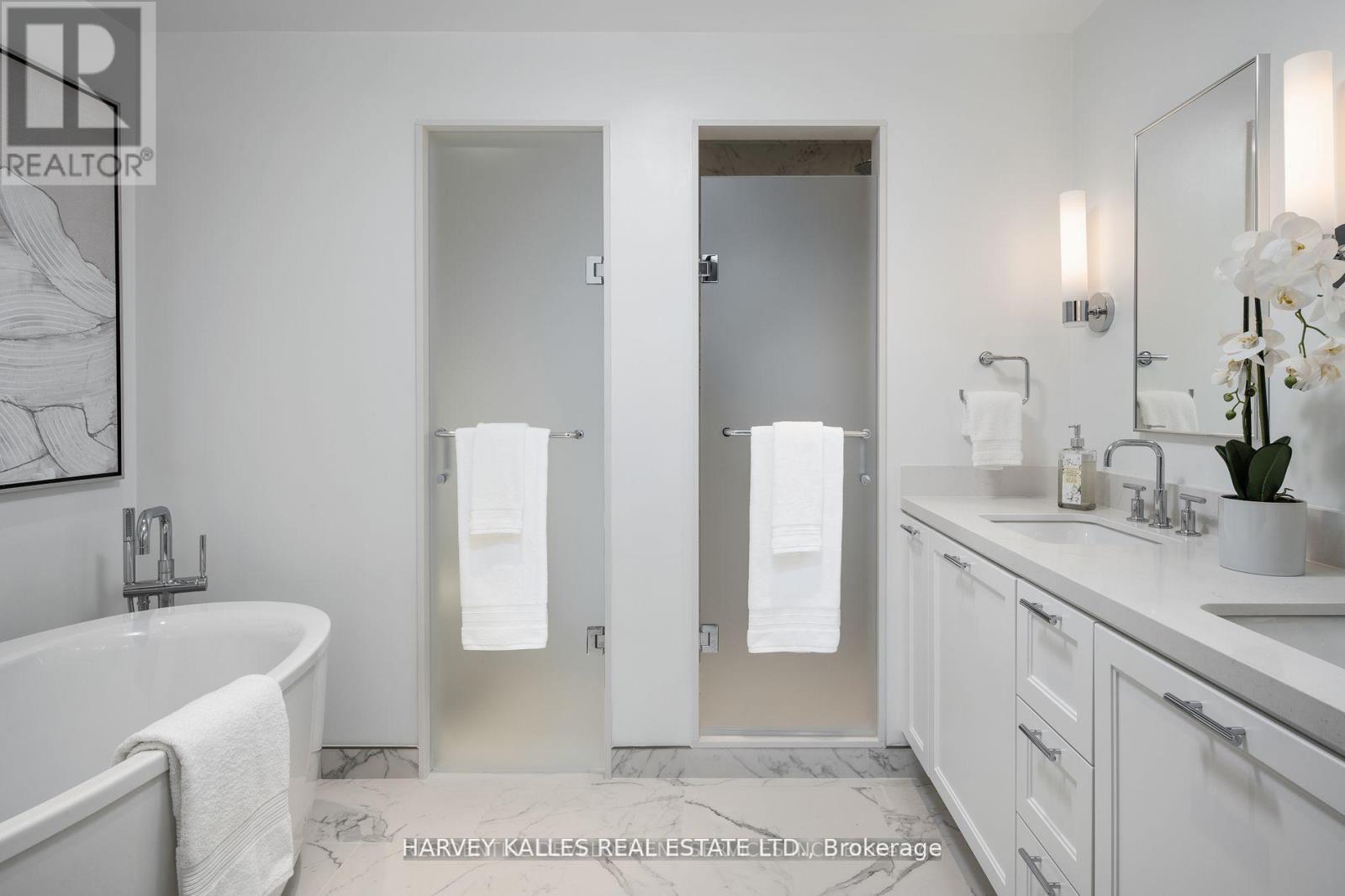 403 - 1 Strathgowan Avenue, Toronto, Ontario  M4N 0B3 - Photo 7 - C12544676