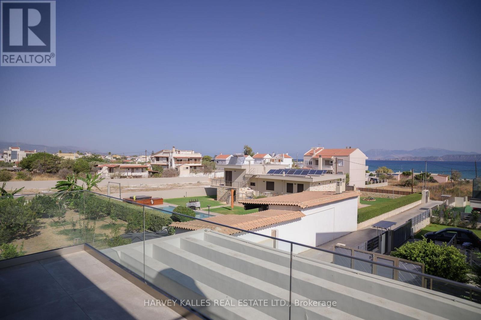 Villa 4 Imion Street, Greece, Ontario   - Photo 19 - X12555024