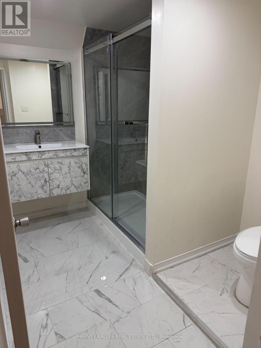 62 Dersingham Crescent, Markham, Ontario L3T 4E8 - Photo 19 - N12562662