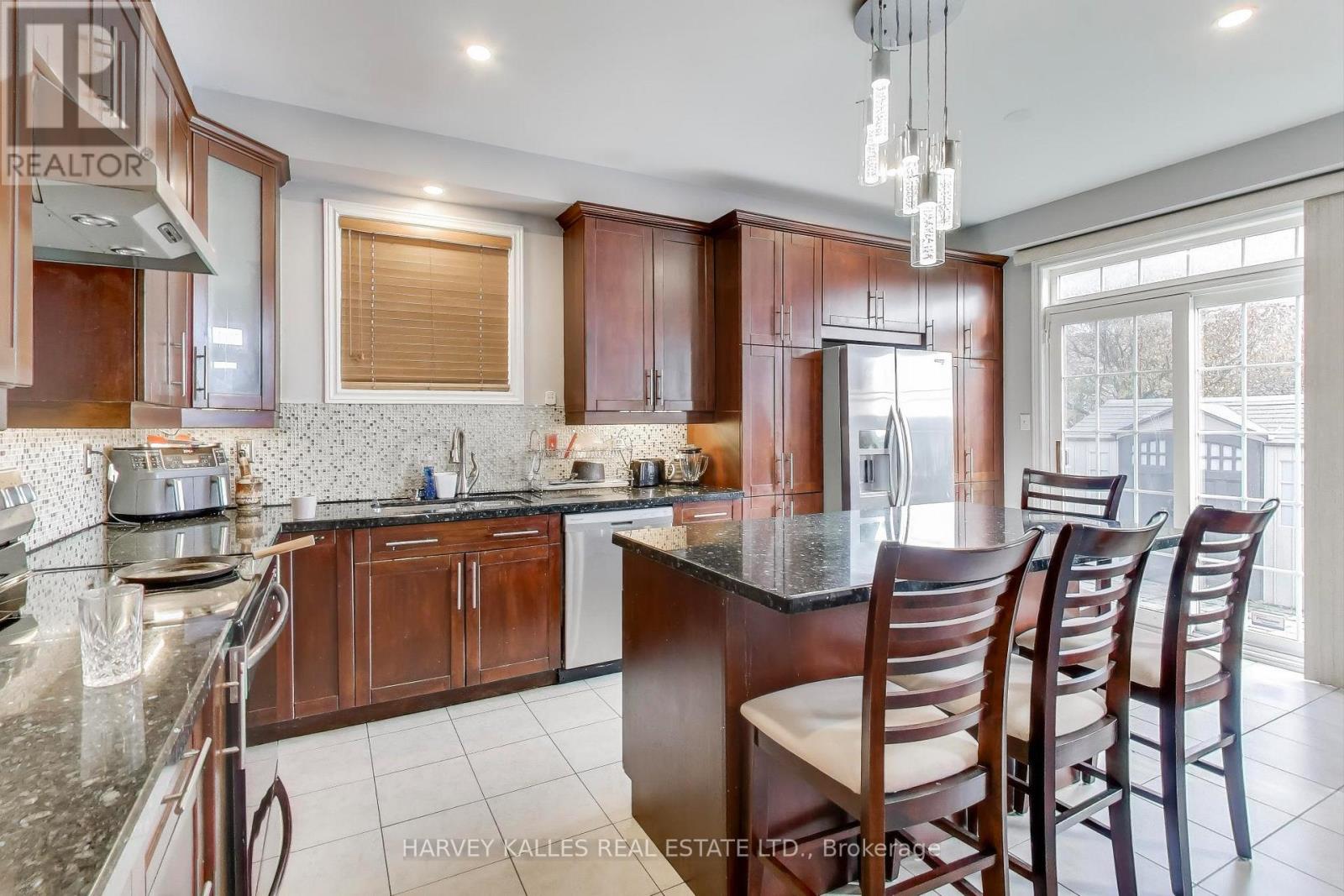 29 Ness Road, Brampton, Ontario L6Y 5N9 - Photo 16 - W12566122