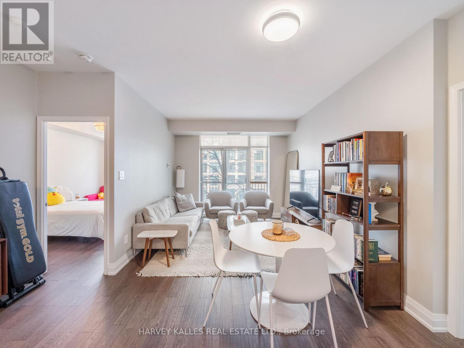 305 - 2511 Bloor Street W, Toronto, Ontario  M6S 5A6 - Photo 8 - W12566528