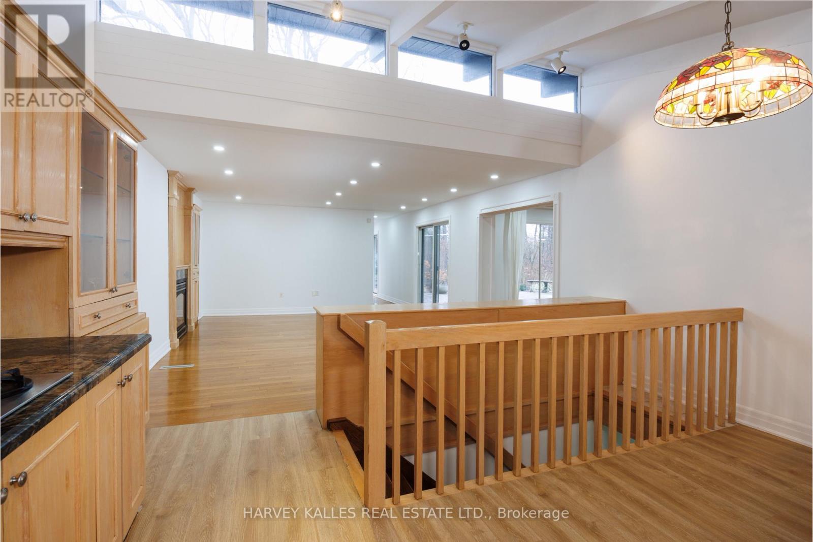 19 Blair Athol Crescent, Toronto, Ontario  M9A 1X6 - Photo 39 - W12571718