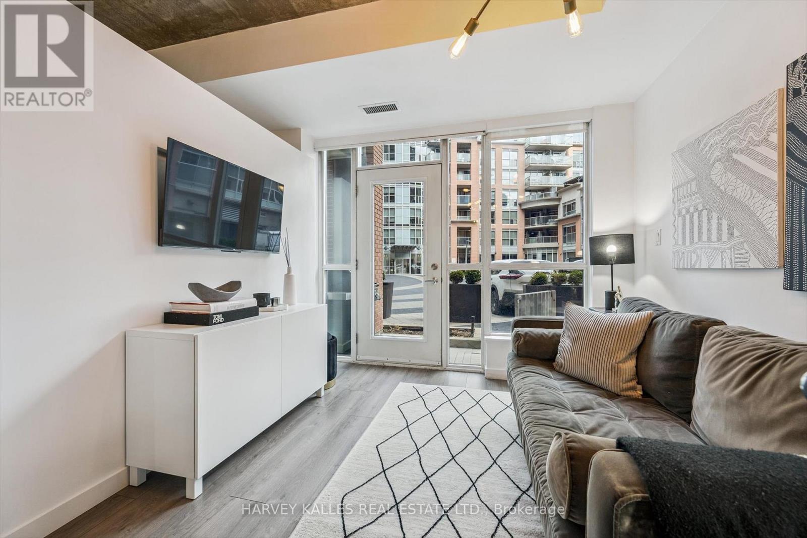 102 - 1 Shaw Street, Toronto, Ontario  M6K 0A1 - Photo 9 - C12574178