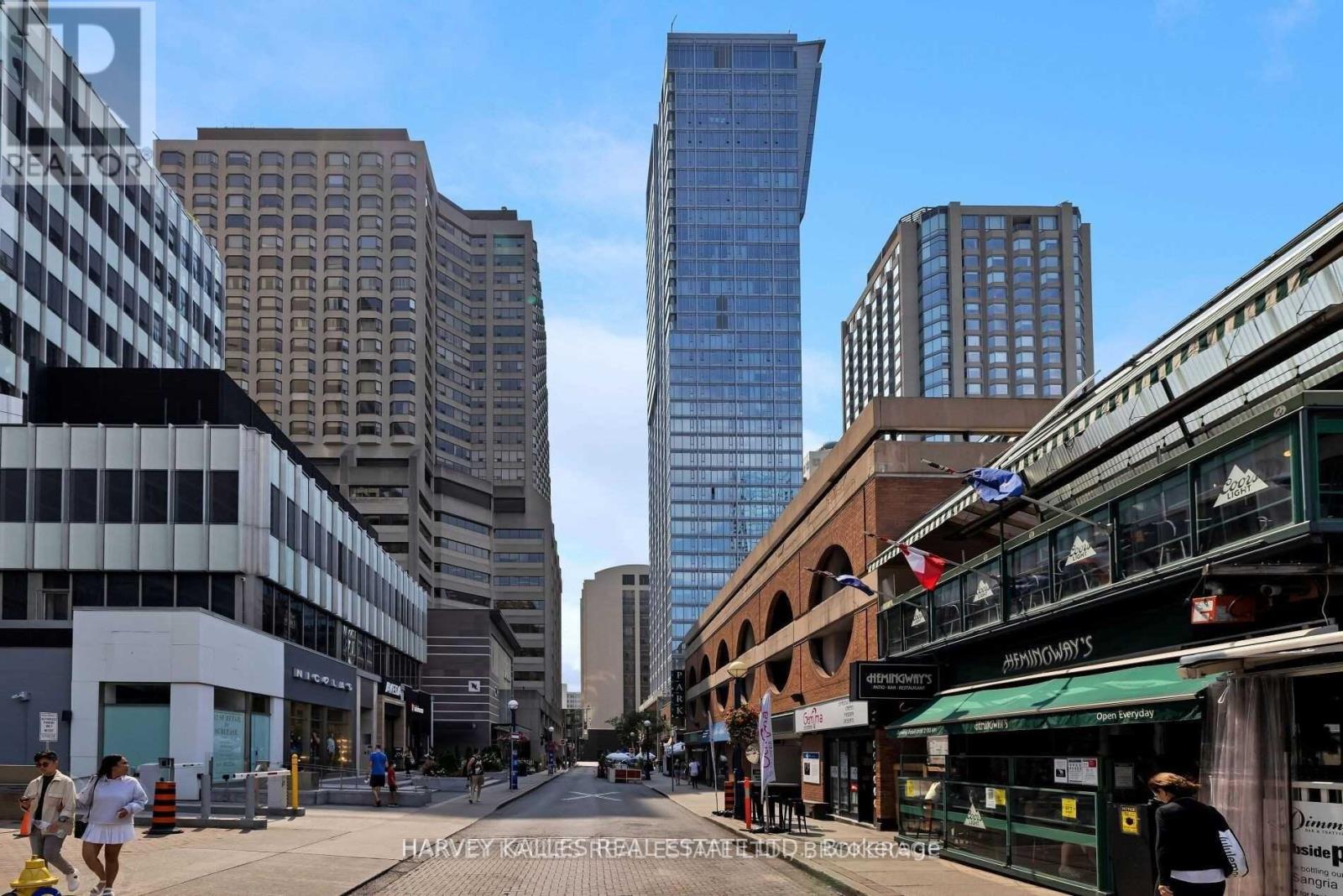 2208 - 188 Cumberland Street S, Toronto, Ontario  M5R 2G3 - Photo 13 - C12579032