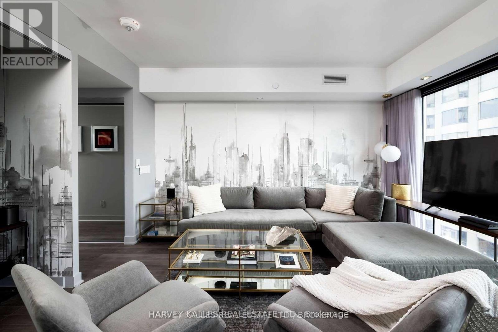 2208 - 188 Cumberland Street S, Toronto, Ontario  M5R 2G3 - Photo 2 - C12579032