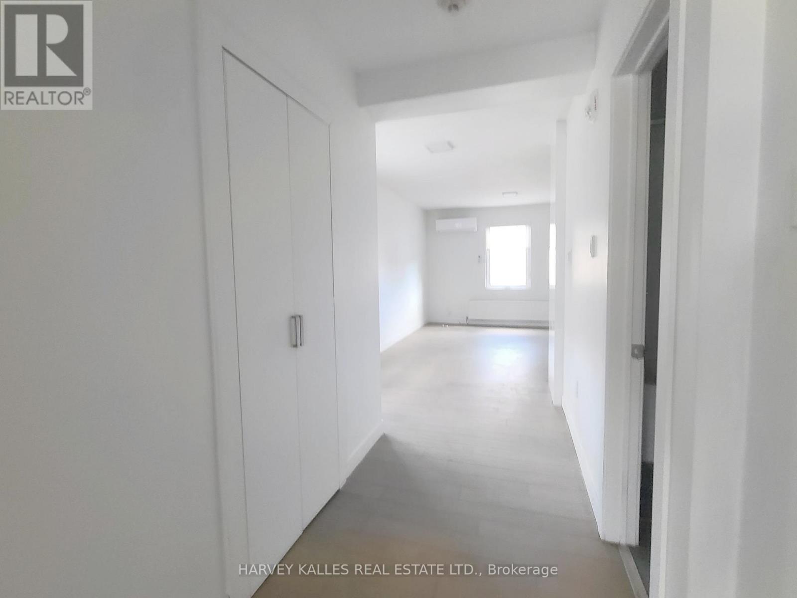 3 - 521 Browns Line, Toronto, Ontario  M8W 3V1 - Photo 6 - W12580330