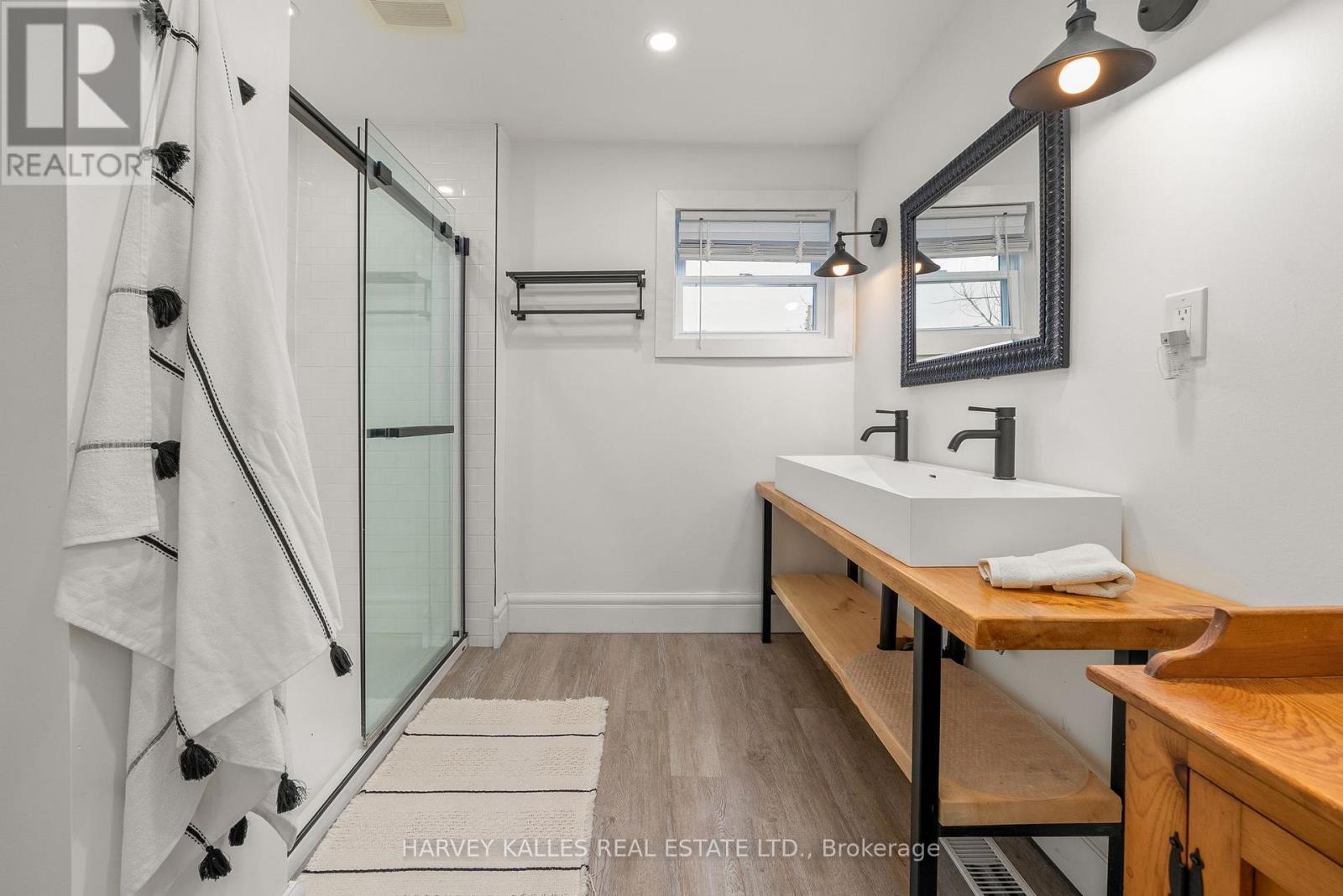 4427 County Rd 8, Prince Edward County, Ontario  K0K 2T0 - Photo 16 - X12583650