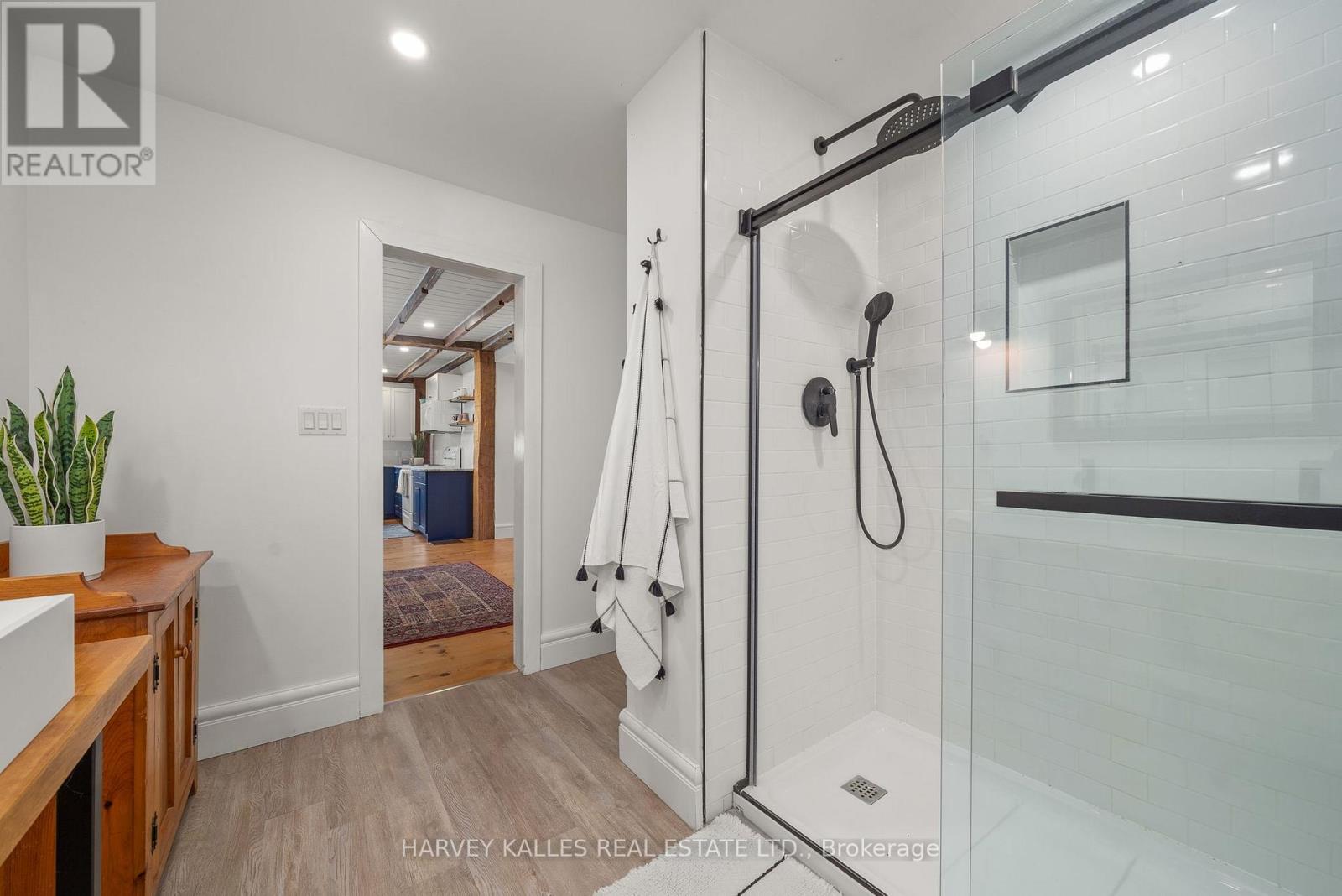 4427 County Rd 8, Prince Edward County, Ontario  K0K 2T0 - Photo 17 - X12583650