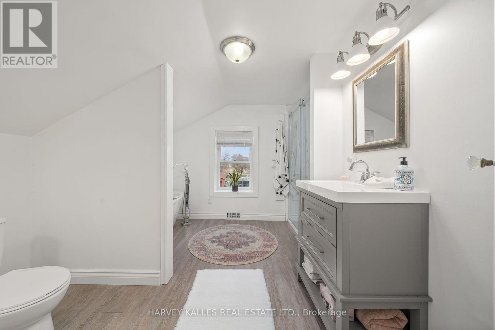 4427 County Rd 8, Prince Edward County, Ontario  K0K 2T0 - Photo 23 - X12583650