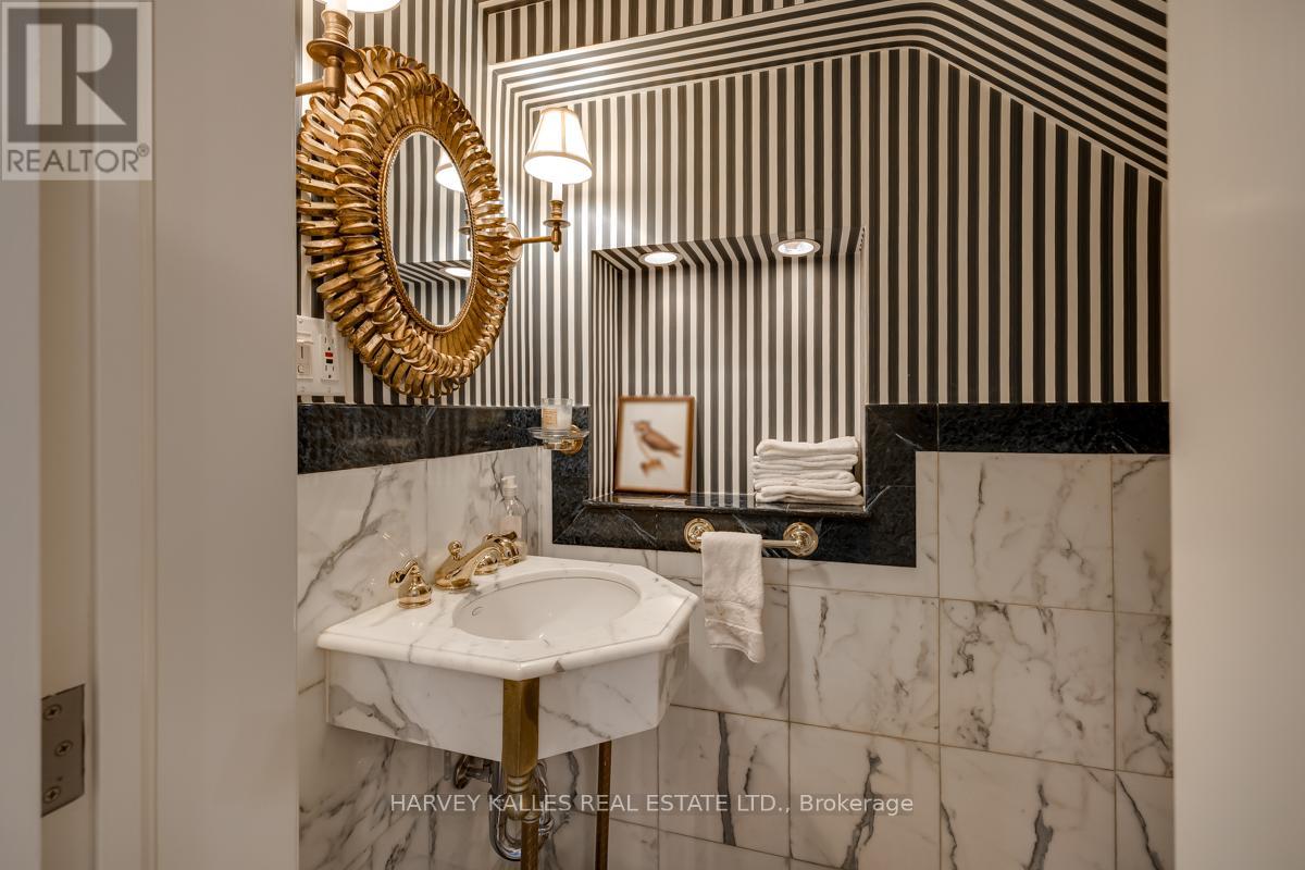 173 Balmoral Avenue, Toronto, Ontario  M4V 1J8 - Photo 16 - C12584368