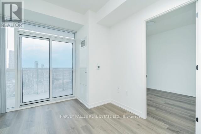 2907 - 8 Interchange Way, Vaughan, Ontario  L4K 0R2 - Photo 11 - N12595302