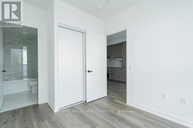 2907 - 8 Interchange Way, Vaughan, Ontario  L4K 0R2 - Photo 13 - N12595302