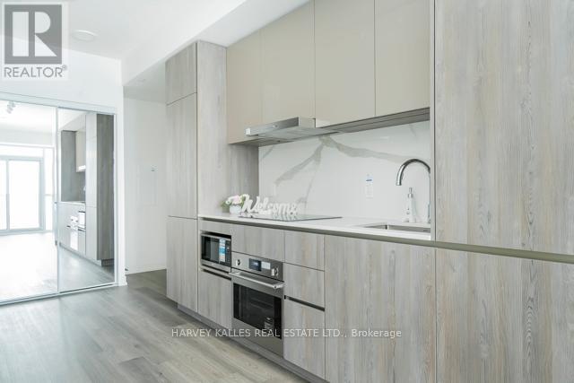 2907 - 8 Interchange Way, Vaughan, Ontario  L4K 0R2 - Photo 7 - N12595302