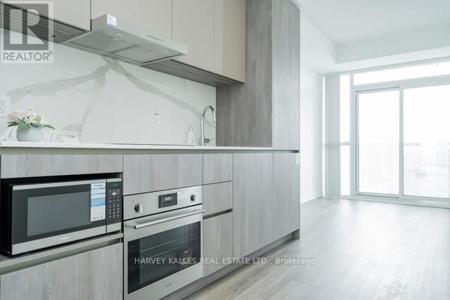 2907 - 8 Interchange Way, Vaughan, Ontario  L4K 0R2 - Photo 8 - N12595302