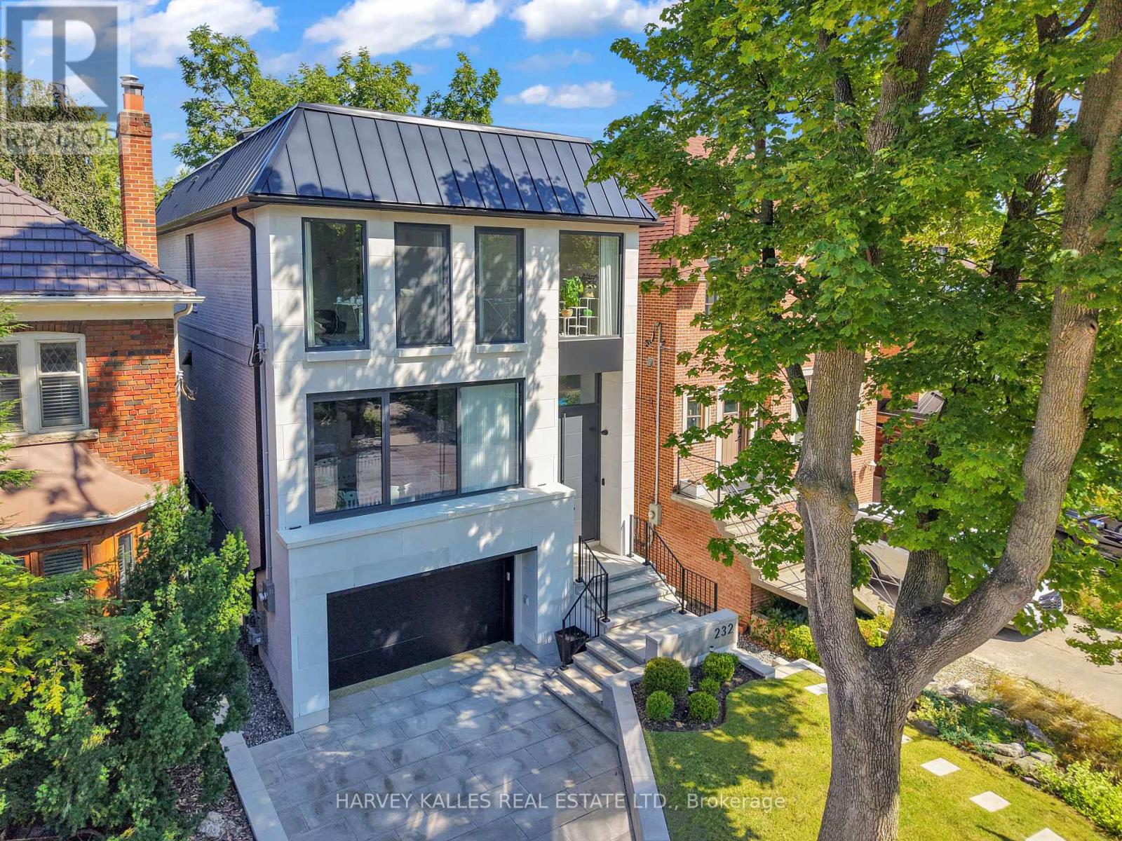 232 SNOWDON AVENUE, Toronto, Ontario