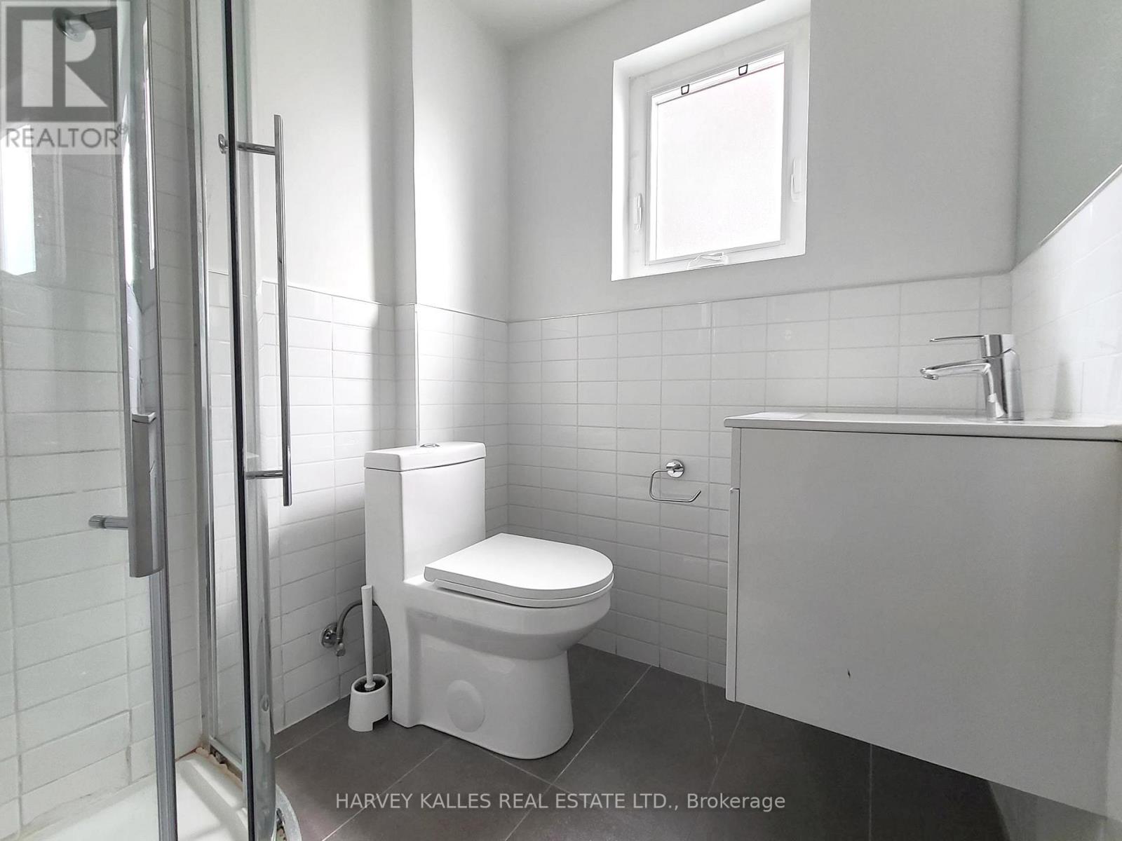 2 - 521 Browns Line, Toronto, Ontario  M8W 3V1 - Photo 7 - W12599194