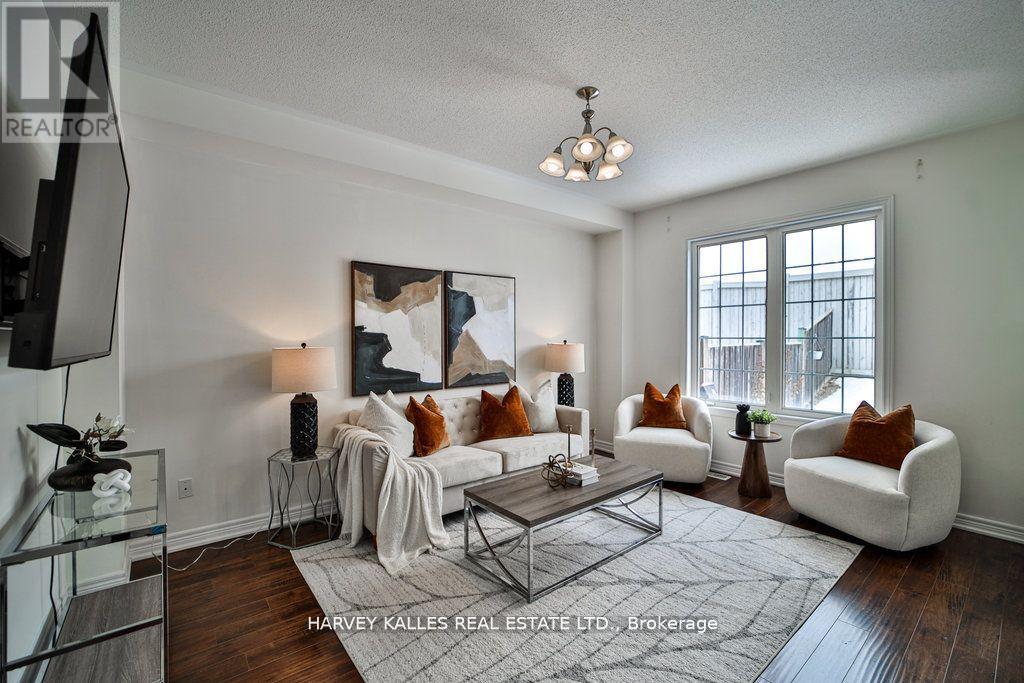 159 Hammersly Boulevard, Markham, Ontario  L6E 2C9 - Photo 4 - N12601854