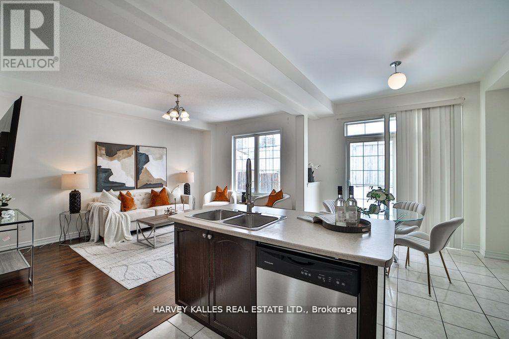 159 Hammersly Boulevard, Markham, Ontario  L6E 2C9 - Photo 6 - N12601854