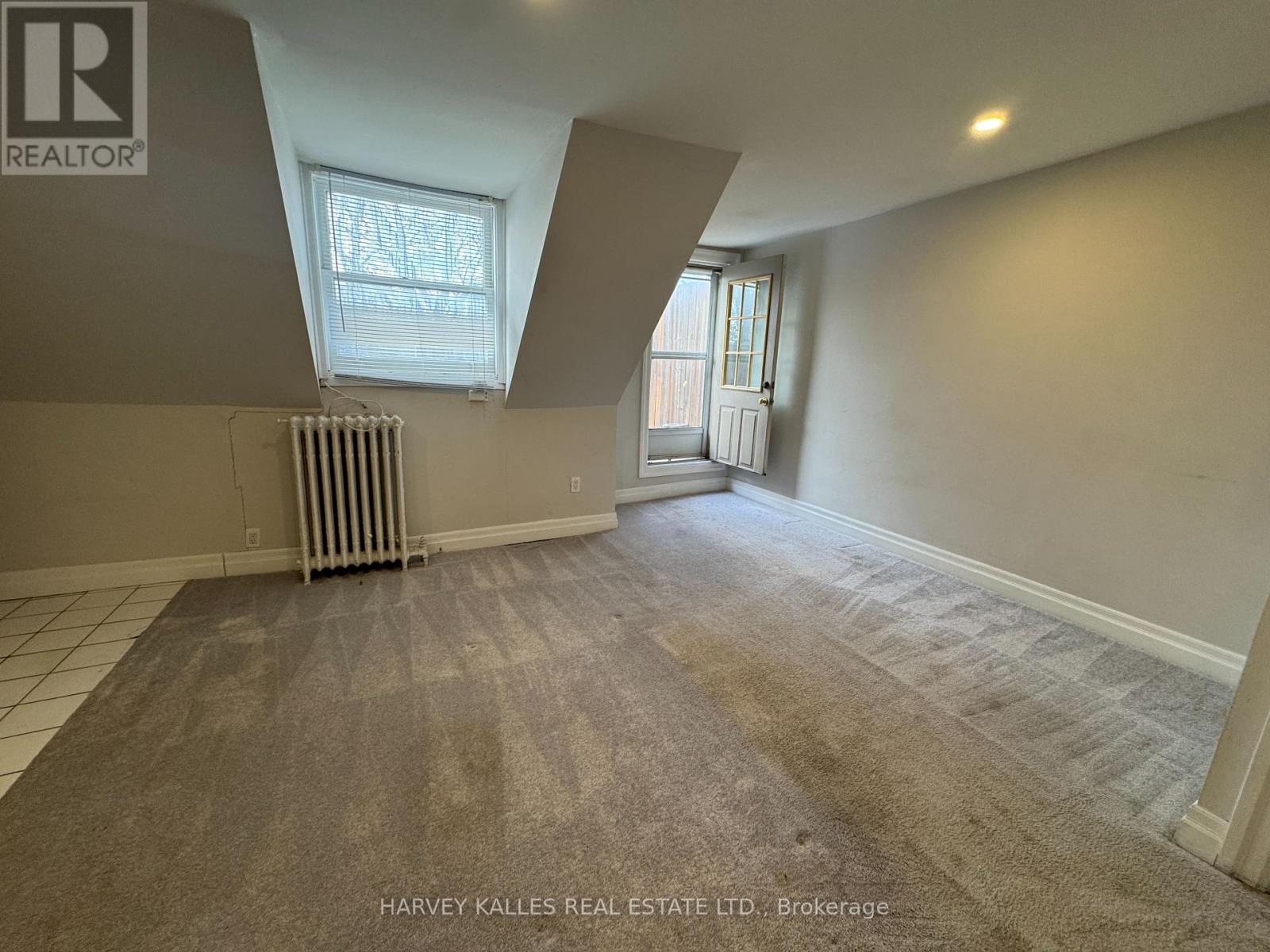 301 - 676 Huron Street, Toronto, Ontario  M5R 2R9 - Photo 2 - C12606384