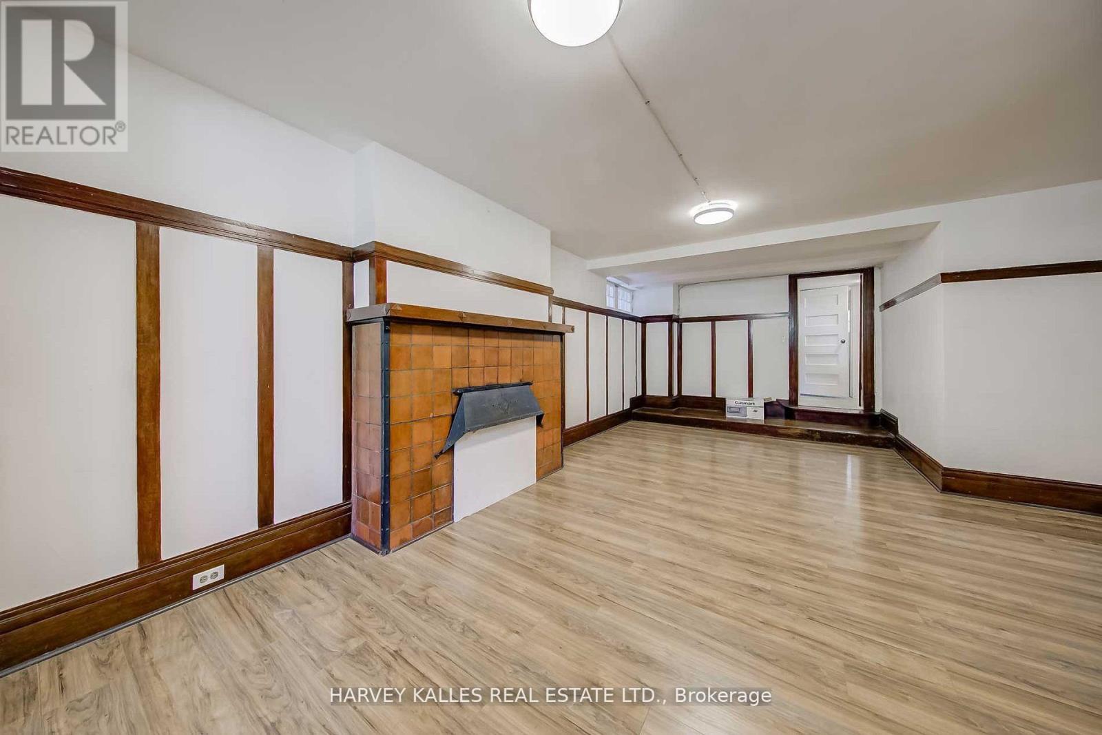 Lower - 11 Parkwood Avenue, Toronto, Ontario  M4V 2W9 - Photo 5 - C12615594