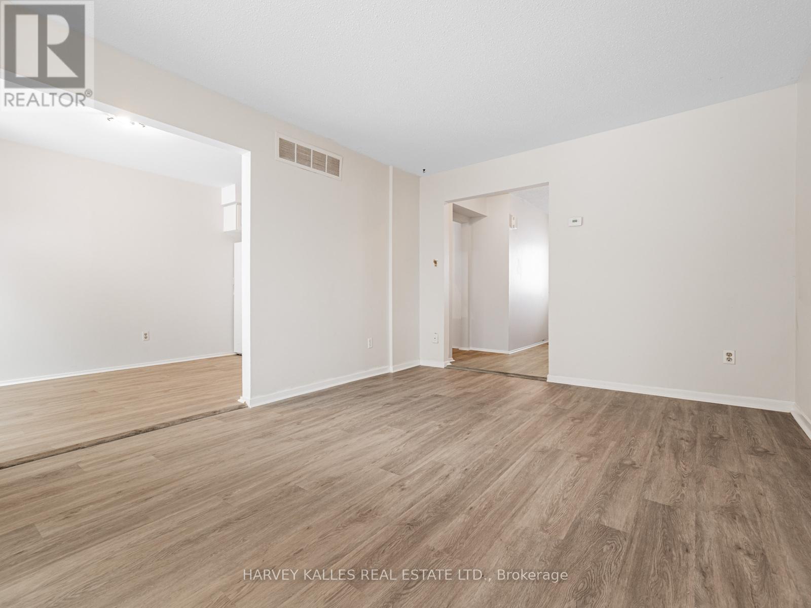 263 Browning Trail, Barrie, Ontario  L4N 5C9 - Photo 5 - S12629876