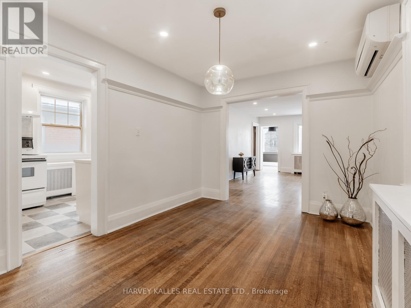 2nd Floor - 39 Standish Avenue, Toronto, Ontario  M4W 3B2 - Photo 13 - C12630046